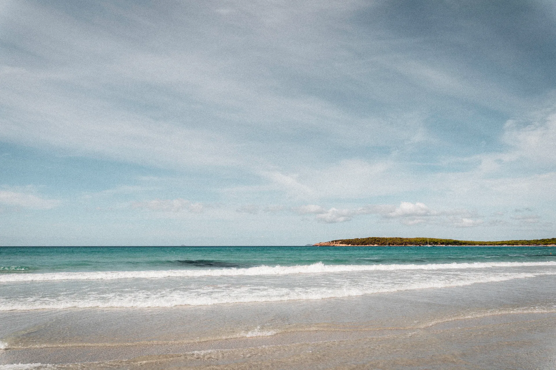 sardegna-spiaggia-mugoni